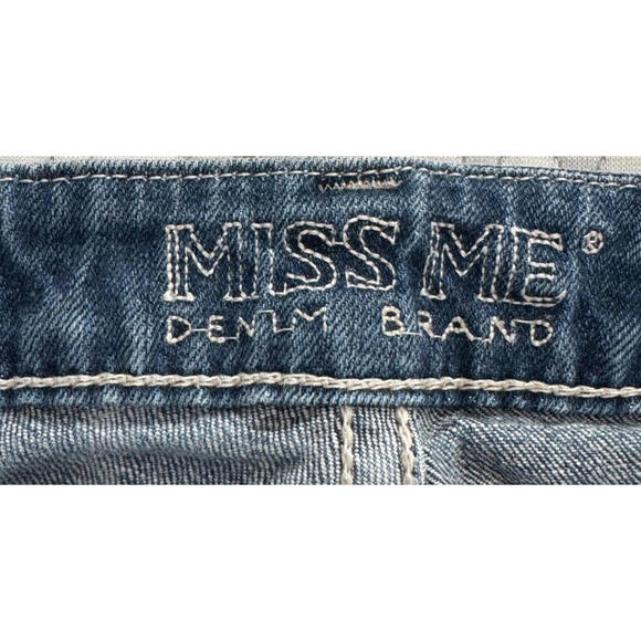 Miss Me Jeans Womens 30 Sunny Boot Blue Medium Wash Distressed Denim Embroidered - Picture 6 of 7
